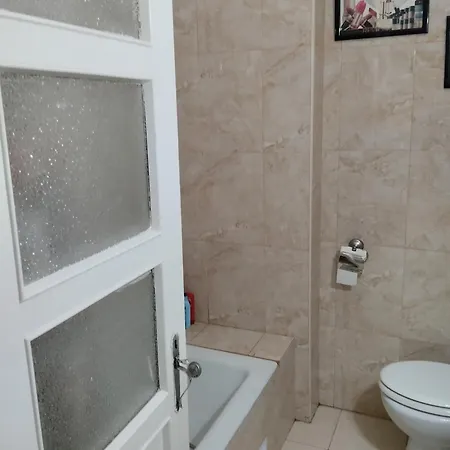 Praca Do Chile Лісабон